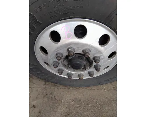 Wheel HUB PILOTED - ALUMINUM 22.5 X 8.25 LKQ Heavy Truck - Goodys