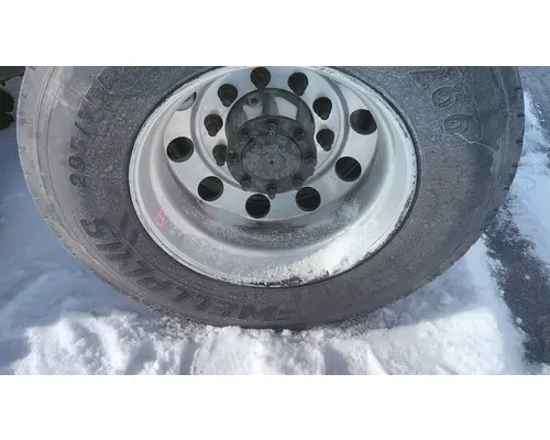 Wheel HUB PILOTED - ALUMINUM 22.5 X 8.25 LKQ Heavy Truck - Goodys