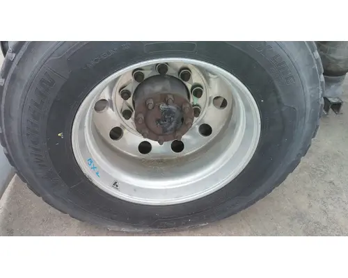 Wheel HUB PILOTED - ALUMINUM 22.5 X 8.25 LKQ Heavy Truck - Goodys