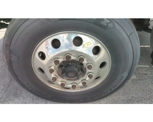 Wheel HUB PILOTED - ALUMINUM 22.5 X 8.25 LKQ Heavy Truck - Goodys