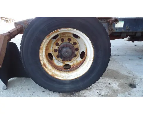 Wheel HUB PILOTED - STEEL 22.5 X 8.25 LKQ Thompson Motors - Wykoff