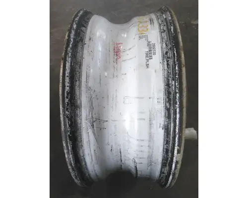Wheel HUB PILOTED - STEEL 22.5 X 8.25 LKQ Thompson Motors - Wykoff
