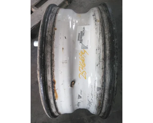 Wheel HUB PILOTED - STEEL 22.5 X 8.25 LKQ Thompson Motors - Wykoff