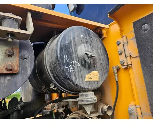 Hyundai HL740-7A Equip Air Cleaner