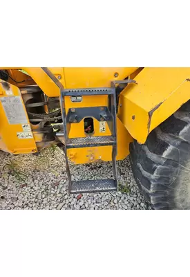 Hyundai HL740-7A Equip Step