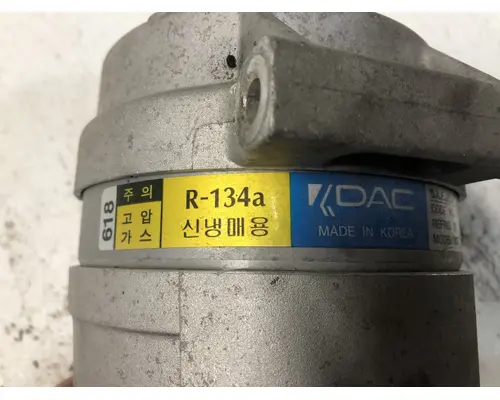 Hyundai HL757TM-9 Air Conditioner Compressor
