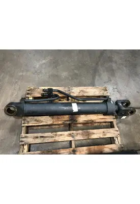 Hyundai HL757TM-9 Equip Hydraulic Cylinder