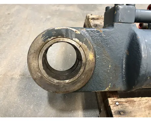 Hyundai HL757TM-9 Equip Hydraulic Cylinder