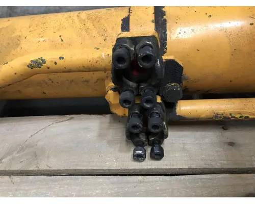 Hyundai HL757TM-9 Equip Hydraulic Cylinder
