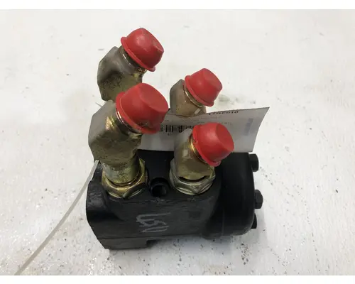 Hyundai HL757TM-9 Equip Hydraulic Valve