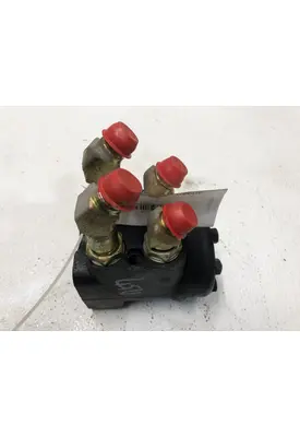 Hyundai HL757TM-9 Equip Hydraulic Valve
