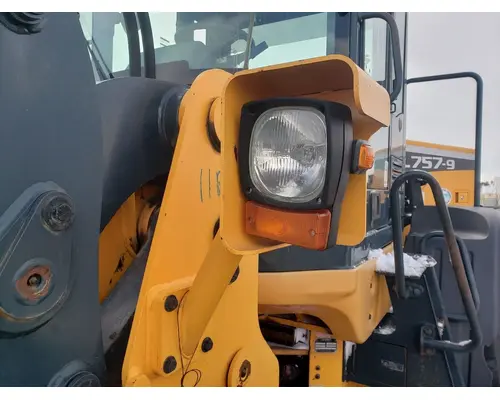 Hyundai HL757TM-9 Equip Lighting Misc.