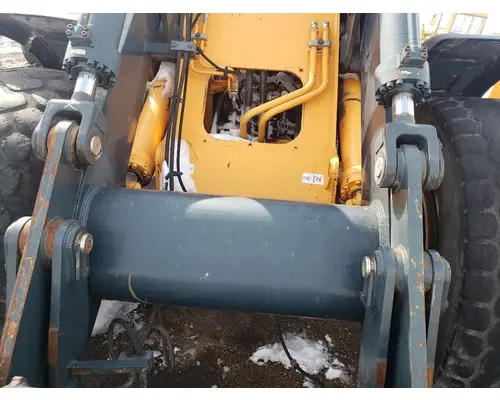 Hyundai HL757TM-9 Equip Loader Arm