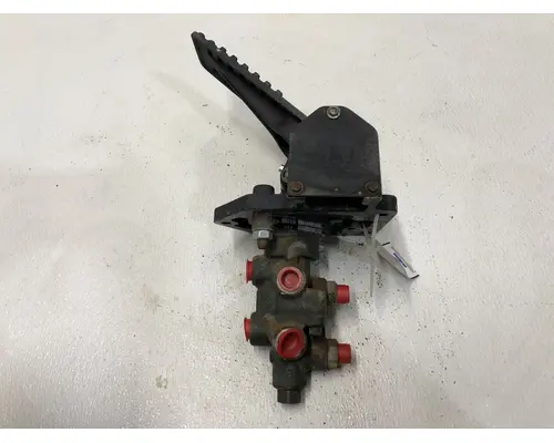 Hyundai HL757TM-9 Equip Pedal
