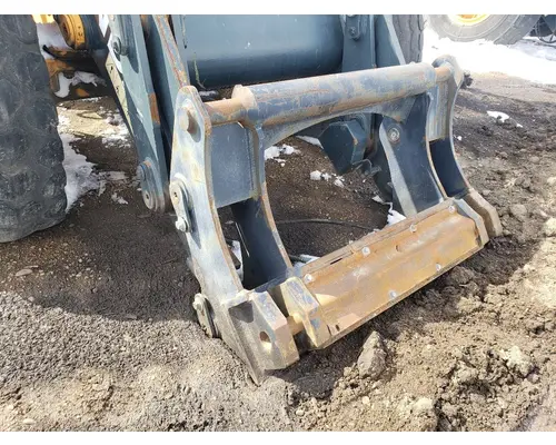 Hyundai HL757TM-9 Equip Quick Coupler