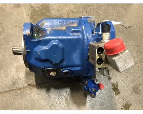 Hyundai HL757TM-9 Equip Steering Pump