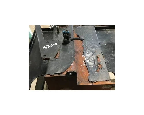 IC CORPORATION FE Radiator Overflow Bottle