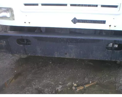 IHC 47/4900 Bumper Assembly, Front