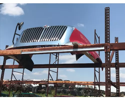 IHC 8600 Hood