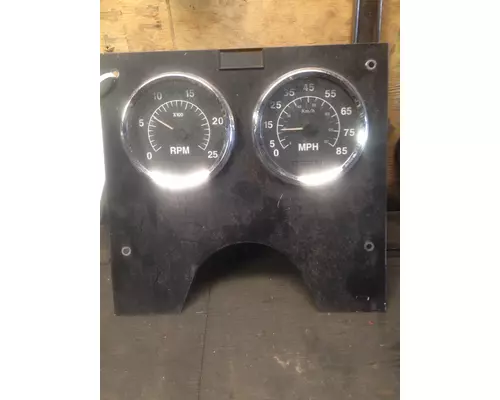 IHC 9100 Instrument Cluster