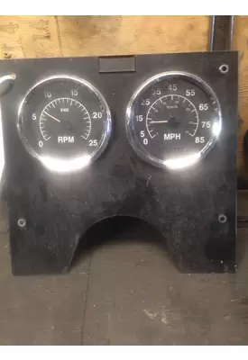 IHC 9100 Instrument Cluster