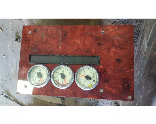 IHC 9400 Instrument Cluster