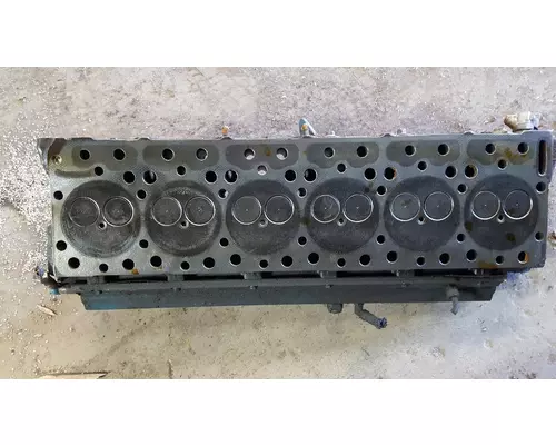 IHC DT466E Cylinder Head