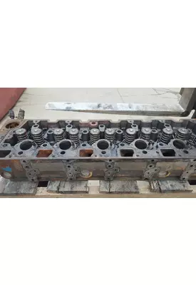 IHC DT466E Cylinder Head