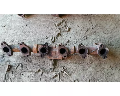 IHC DT466E Exhaust Manifold