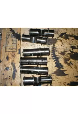 IHC MAXXFORCE 13 Rocker Arm