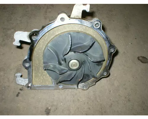 IHC MAXXFORCE 13 Water Pump