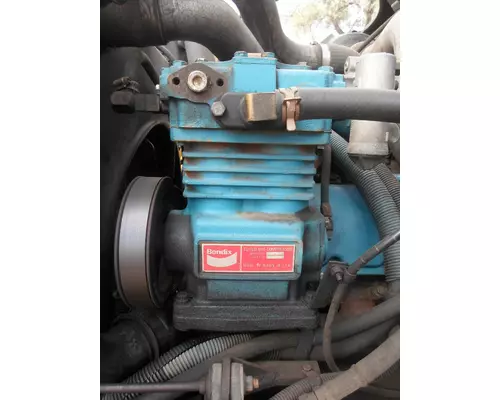 IHC T444E Air Compressor