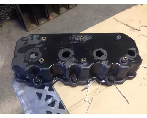 IHC VT275 Valve Cover