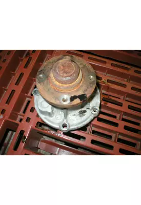 IHC VT365 Water Pump