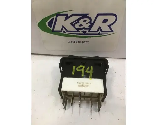 INTERNATIONAL 114SD 124 Switch Components