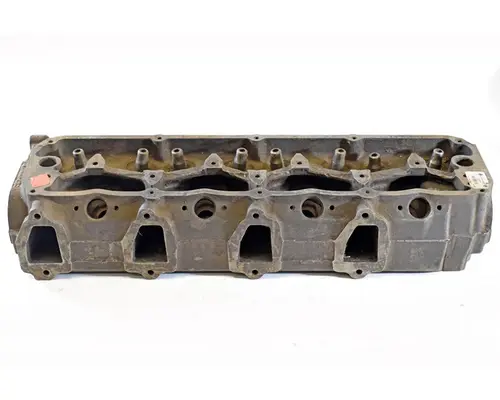 INTERNATIONAL 1468 Cylinder Head