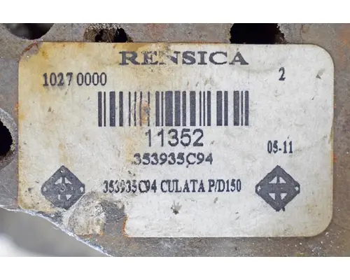 INTERNATIONAL 1468 Cylinder Head