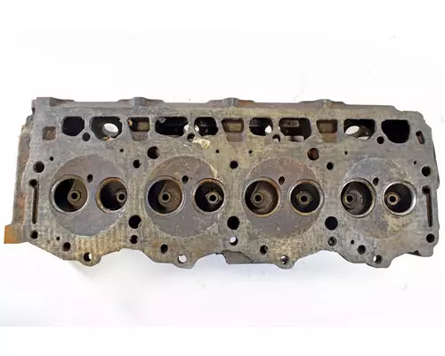 INTERNATIONAL 1468 Engine Cylinder Head