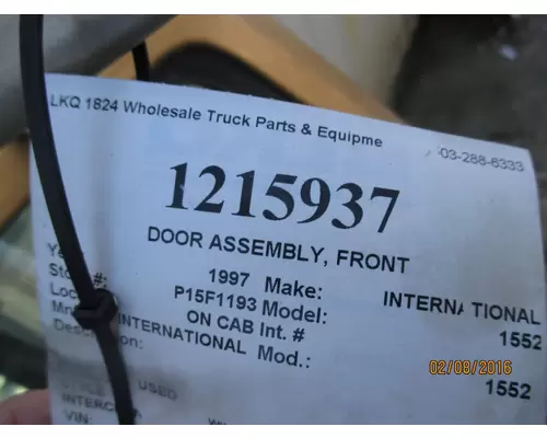 INTERNATIONAL 1552 DOOR ASSEMBLY, FRONT