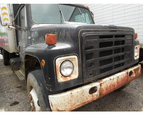 INTERNATIONAL 1600 Hood