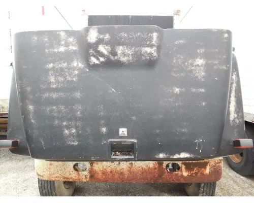 INTERNATIONAL 1600 Hood