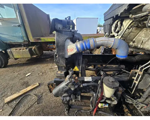 INTERNATIONAL 1652-SC Radiator Shroud