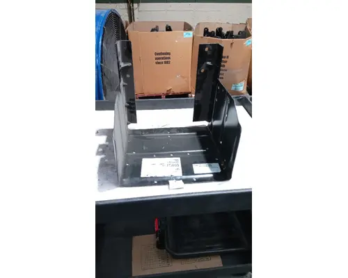 INTERNATIONAL 1652 Battery Box