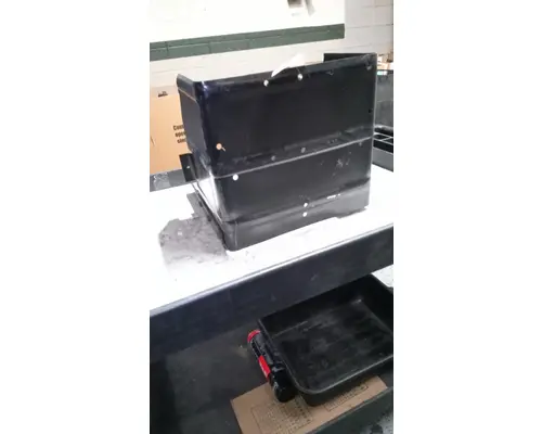 INTERNATIONAL 1652 Battery Box