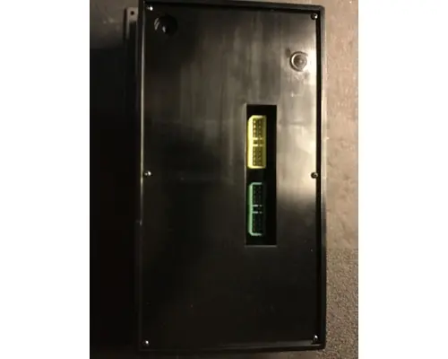 INTERNATIONAL 1652 Instrument Cluster