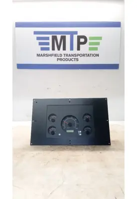 INTERNATIONAL 1652 Instrument Cluster