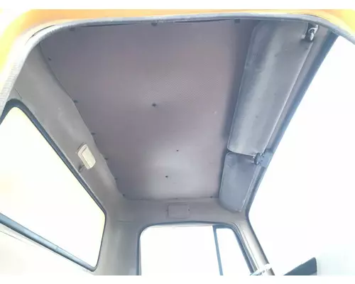 INTERNATIONAL 1654 Cab Assembly