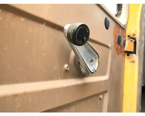 INTERNATIONAL 1654 Door Assembly, Front