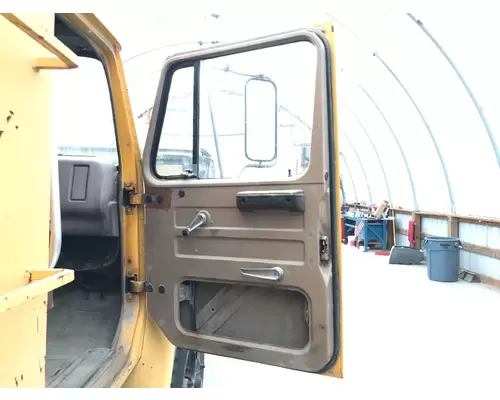 INTERNATIONAL 1654 Door Assembly, Front