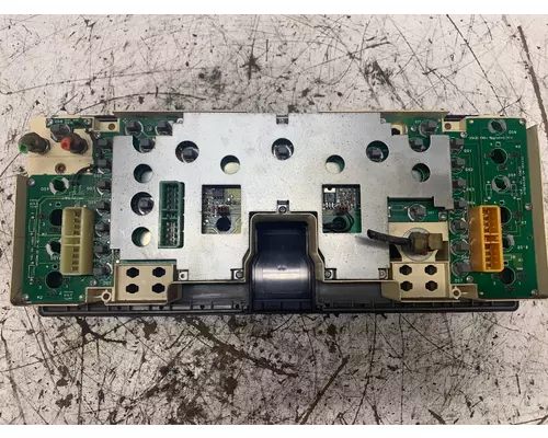 INTERNATIONAL 1689995C93 Instrument Cluster